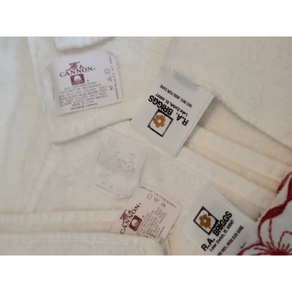 Cannon R.A. Briggs 5 Christmas Bathroom Towel Set Satin Edge - Picture 8 of 8